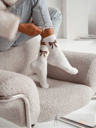 MILENA női zokni frottír 138, masnis, ecru 37-41